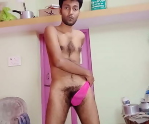 Desi boy nude jearking with..